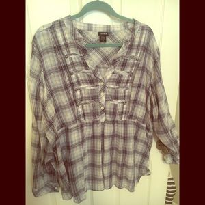 Torrid plaid roll-up tab sleeve blouse